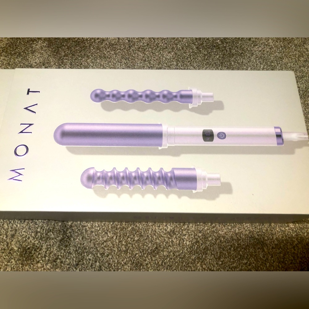 MONAT endless curls curling iron
